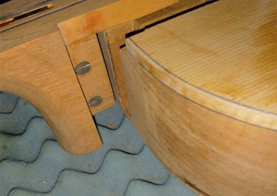 Joinery between the body and the neck