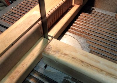 Kerf lining is being cut